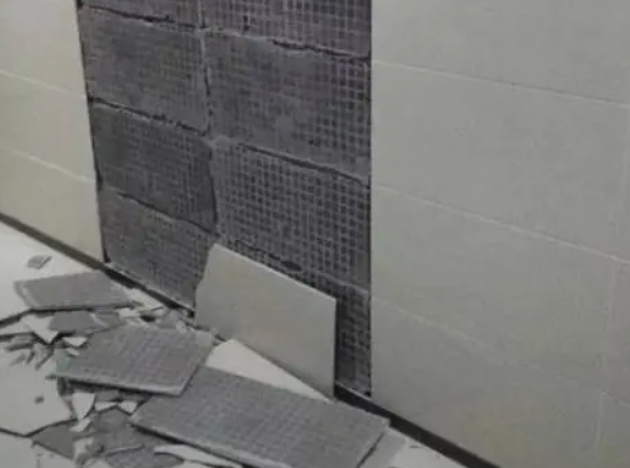 大竹瓷砖空鼓维修公司分享下大竹墙砖松动维修的知识